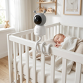 Last inn bildet i Gallery Viewer, Den fleksible holderen surret rundt sengekanten med babycall-kamera montert

